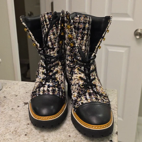 Tory Burch Black and Cream Tweed Lace Up Boots - Picture 6 of 11